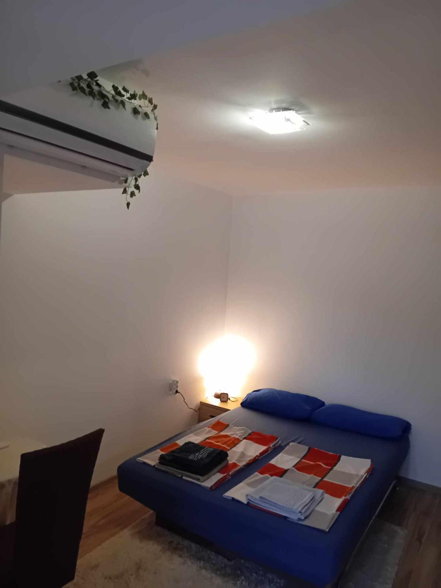 Park View Apartment Plovdiv With Parking Exterior photo